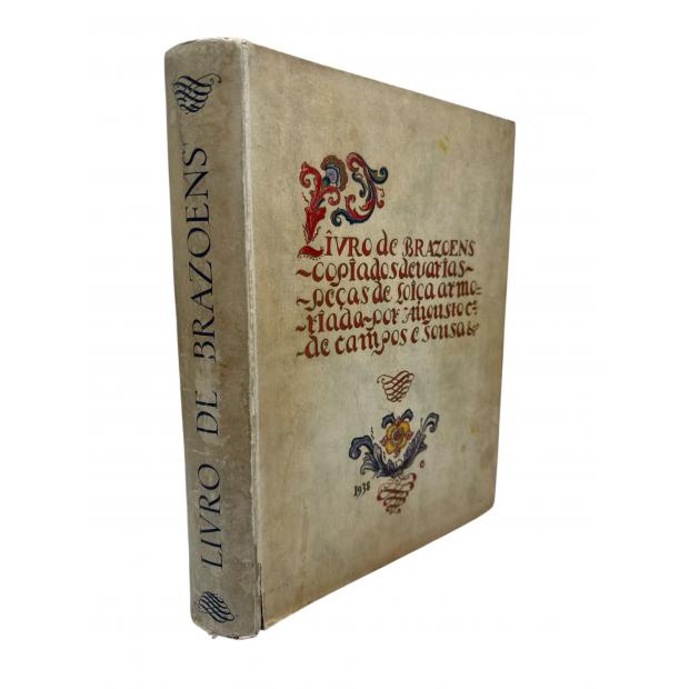 SOUSA, José Augusto de. - LIVRO DE BRAZOENS. Copiados de várias peças de loiça armoriada.