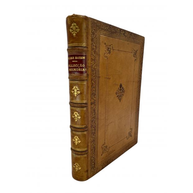 MACHADO, Cyrillo Wolkmar. - COLLECÇÃO DE MEMORIAS RELATIVAS ÁS VIDAS DOS PINTORES, E ESCULTORES, ARCHITETOS, E GRAVADORES PORTUGUEZES, e dos Estrangeiros, que estiveram em Portugal, recolhidas e ordenadas por... 