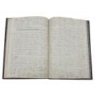 MANUSCRITOS. GARNIER, Abade. - MÉMOIRE SUR LES MÉDAILLES PORTUGAISES. Lisboa, 1 de outubro de 1782. In-8º de 36 folhas.  Junto com: MÉMOIRE SUR LES MONNOIES DE PORUGAL. POUR SERVIR DE REPONSES AUX QUESTIONS PROPOSÉES PAR MONSEIGNEUR LE DUC DE PRASLIN. In-4º de 14 folhas.