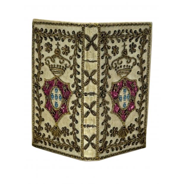 DIARIO ECCLESIASTICO PARA OS BISPADOS DO RIO DE JANEIRO, S. PAULO, E MARIANNA, PRINCIPALMENTE PARA A CIDADE DO RIO DE JANEIRO, PARA O ANNO DE 1815. Terceiro depois do bissexto. Ordenado pela Congregação do Oratorio de Lisboa. 