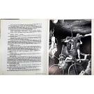 PHASES. Cahiers internationaux de recherches littéraires et plastiques. Editor: Edouard Jaguer. 1ª série nº 1 de janeiro de 1954 (ao nº 11 de maio de 1967 e 2ª série do nº 1 de maio de 1969 ao nº 5 de novembro de 1975) Juntamos: Exposição Phases em Portugal. Sociedade Nacional de Belas Artes, Lisboa 1979. Exposição “Phases” em Portugal. Junta de Turismo da Costa do Sol, novembro de 1977. 