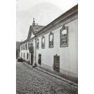 GONÇALVES, Eduardo Osório. - RAÍZES DA BEIRA. Genealogia e património da Serra da Estrela ao Vale do Mondego. Volume I (e II).