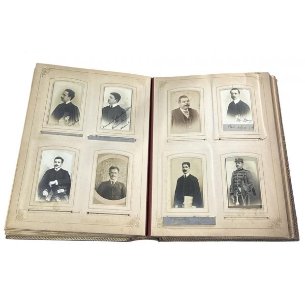 Fotografia. ALBUM DE JOSÉ CAEIRO DA MATA.